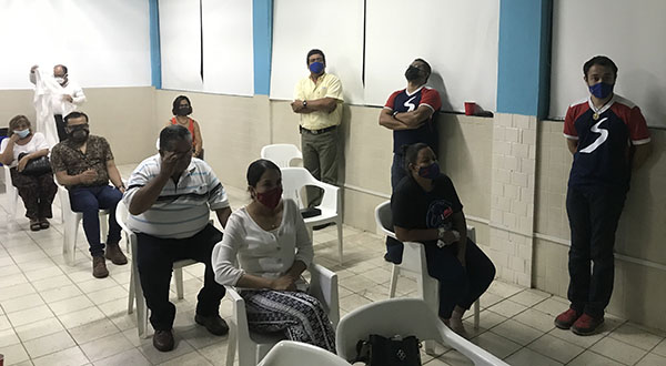 El personal de Colima vive su retiro espiritual