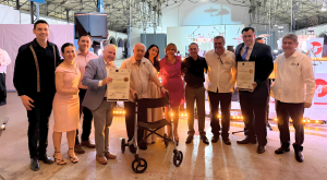 Instituto Salesiano Fray Pedro de Gante recibe presea 