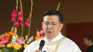 Se ordenan dos salesianos diáconos